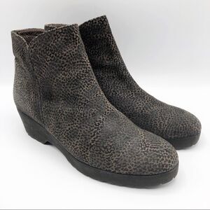 Brunate animal print side zip ankle booties - Women’s EU 37 / US 7